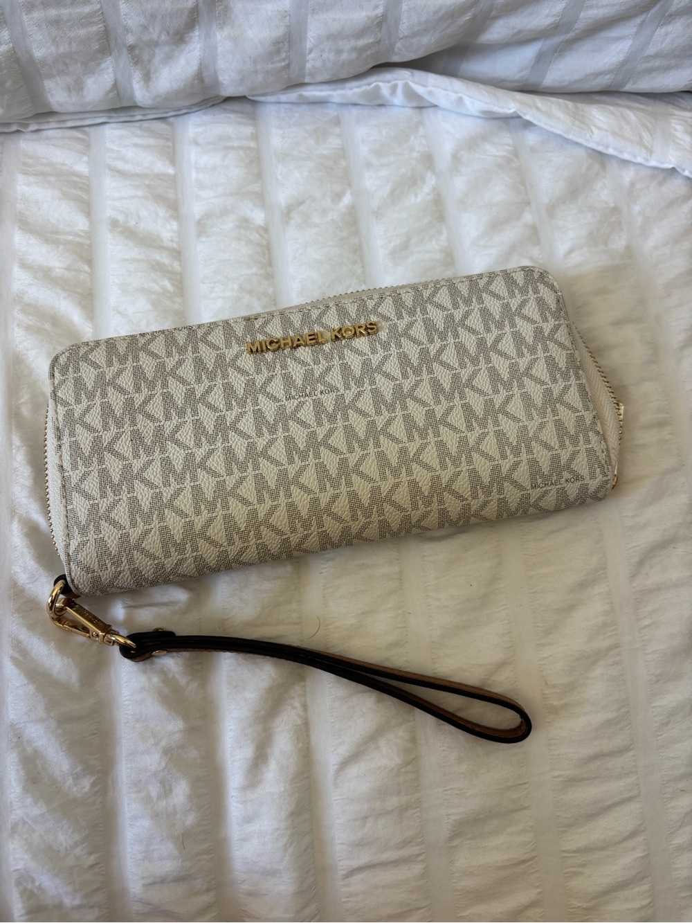 Michael Kors Neutral Beige Logo Zip-Around Wristlet